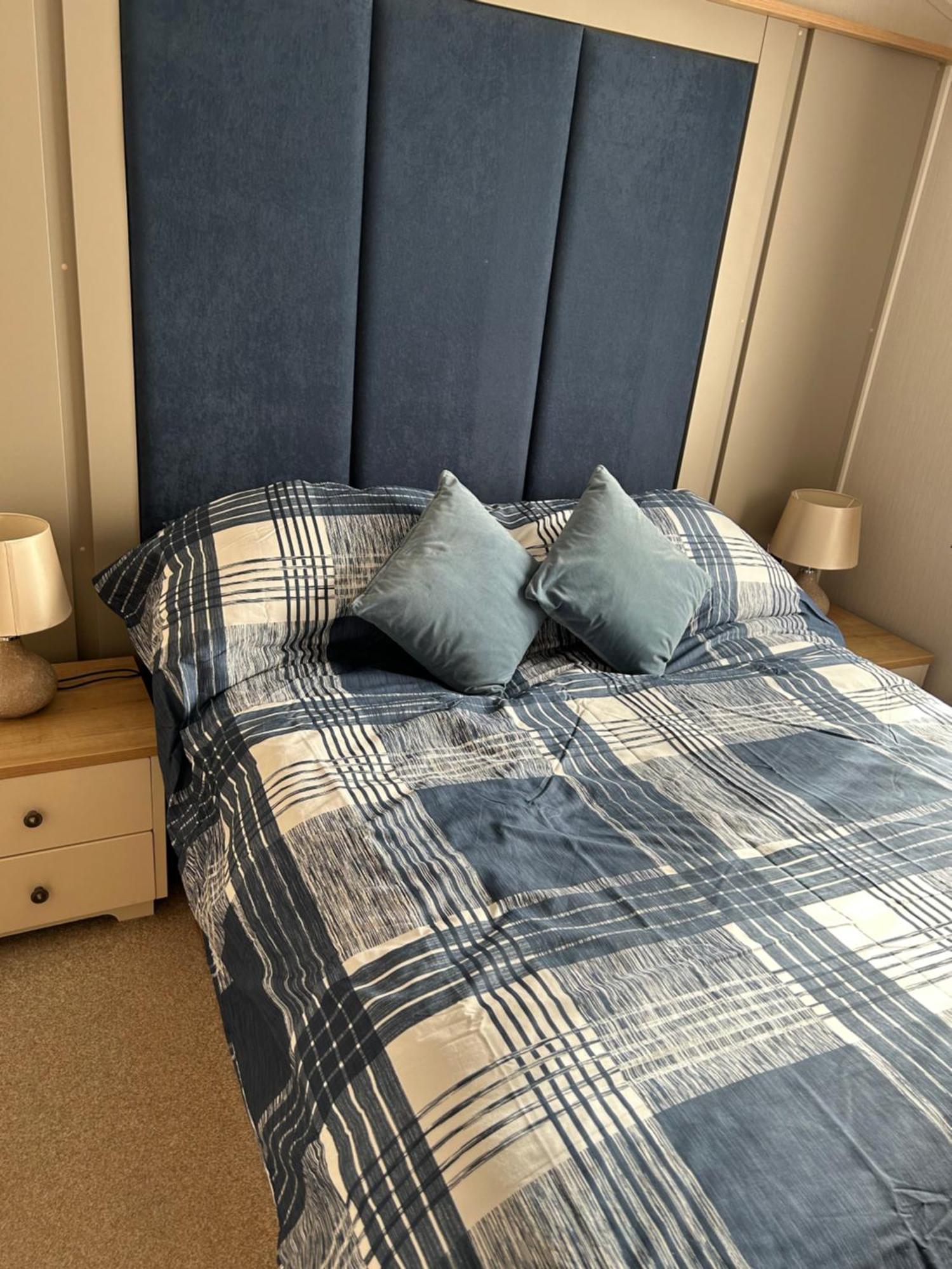 8 Birth Lodge On Cayton Bay Holiday Park Σκάρμπορο Εξωτερικό φωτογραφία